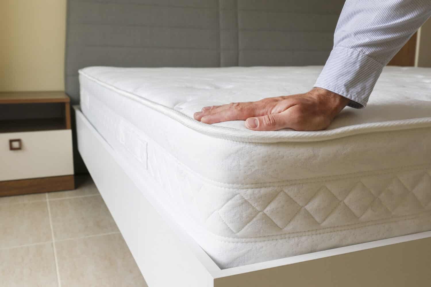 Best Mattress For Back Pain 2022 The Top 10 Compared